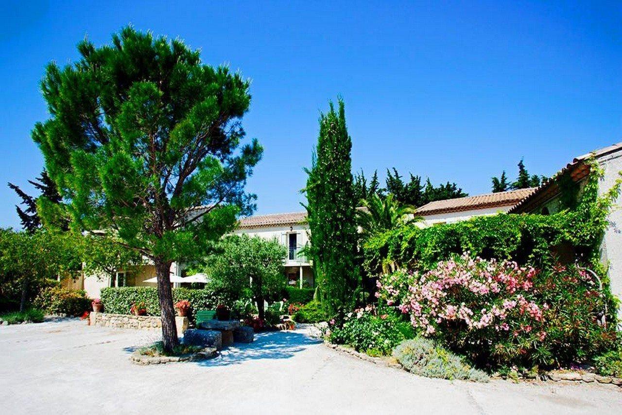 Hotel Le Pradet Vacqueyras Exterior photo